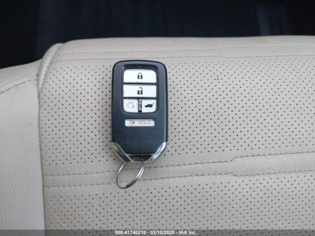 2HKRW2H9XHH683988 Honda Cr-v Touring