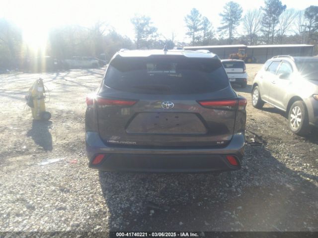 5TDGZRAH4MS063067 Toyota Highlander Xle