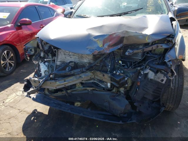 2T3ZFREV4HW369014 Toyota RAV4 LE