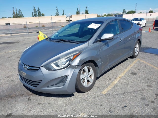 Hyundai ELANTRA SE 2015 KMHDH4AE4FU223991 Image 2