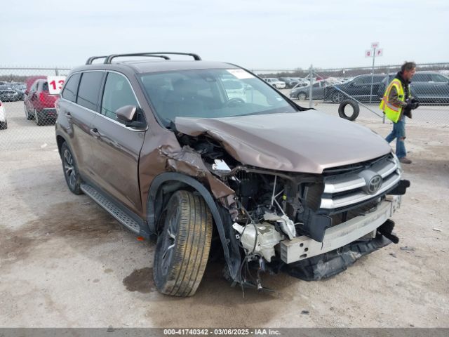 2019 TOYOTA HIGHLANDER 5TDZARFH5KS055078