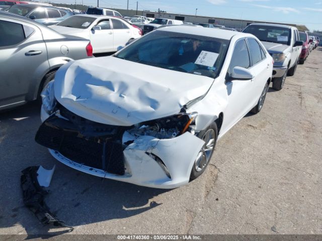4T1BF1FK5HU311946 Toyota CAMRY SE