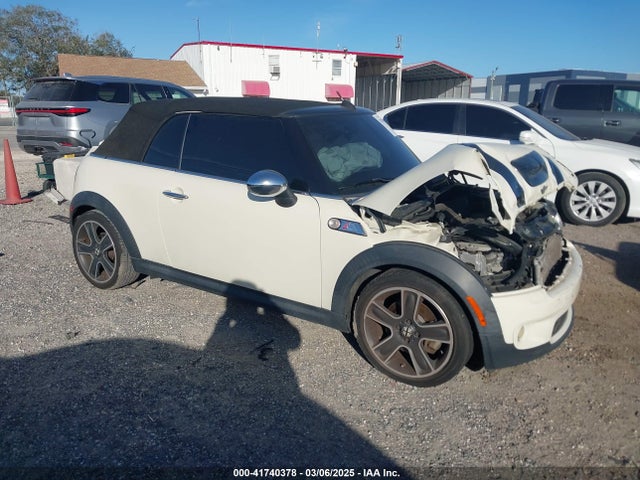 2010 MINI COOPER S WMWMS3C57ATY08721 Photo 0