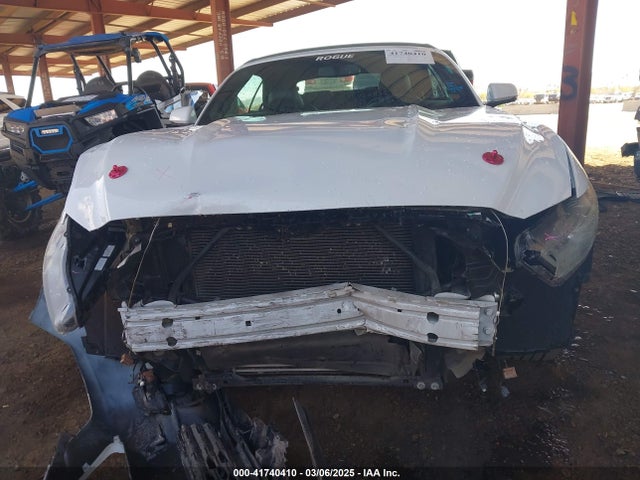 Ford 2.3l 4v premium fuel 2017 1FATP8UH2H5293296 Image 12