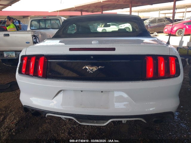 Ford 2.3l 4v premium fuel 2017 1FATP8UH2H5293296 Image 16