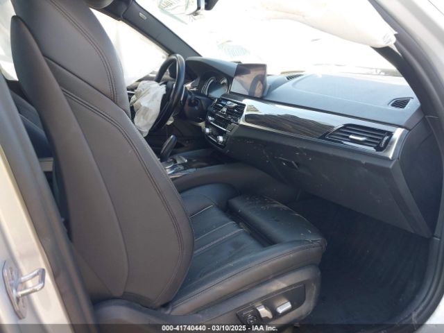 2019 BMW 530I WBAJA7C59KG909704 Photo 4