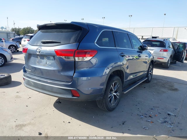 5TDZZRFH6KS341675 Toyota Highlander Le