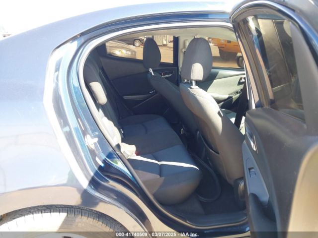 3MYDLBYV5JY308150 Toyota YARIS IA