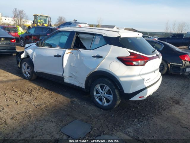 2022 NISSAN KICKS 3N1CP5BV0NL531095 Photo 2