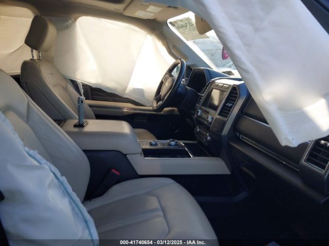 1FMJU1MT7KEA78408 Ford Expedition Platinum
