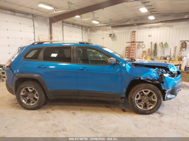 1C4PJMBX4KD389637 Jeep Cherokee Trailhawk 4x4
