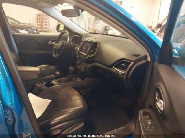 1C4PJMBX4KD389637 Jeep Cherokee Trailhawk 4x4