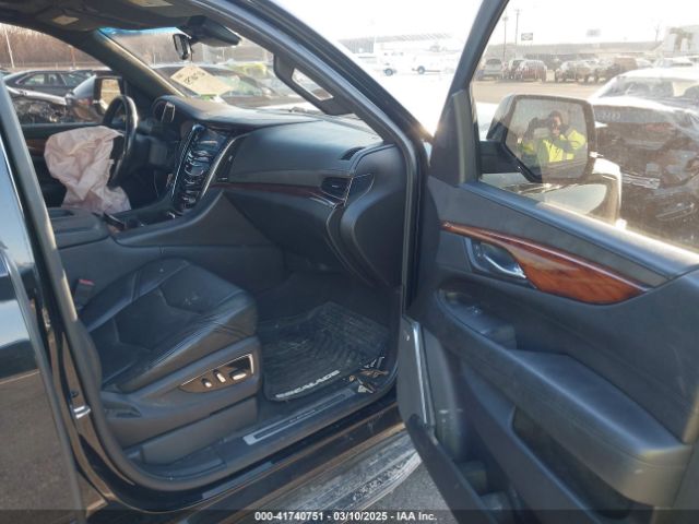 1GYS4TKJXFR553256 Cadillac Escalade Esv Premium