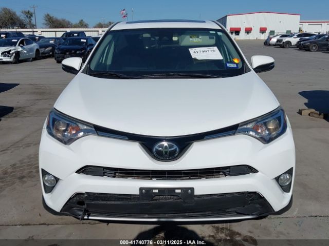 2T3WFREV3JW483398 Toyota Rav4 Xle