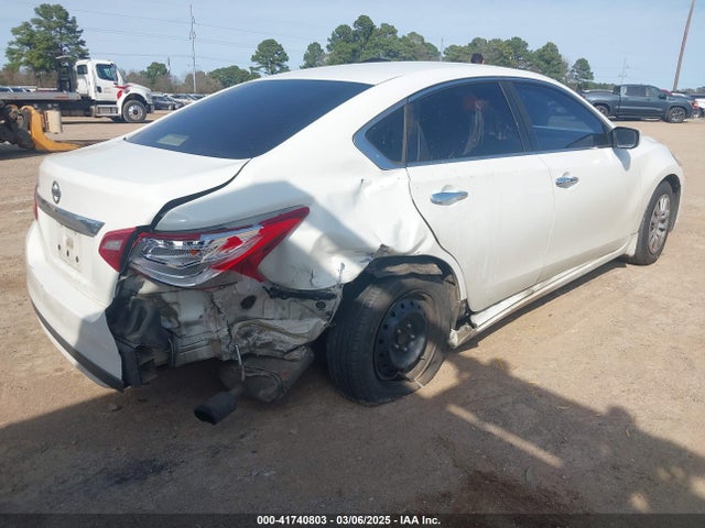 1N4AL3AP2HC263860 Nissan Altima 2.5 S