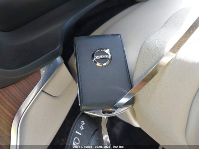 2021 VOLVO S60 7JR102FK4MG096853 Photo 10