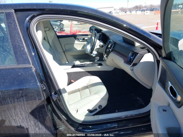 2021 VOLVO S60 7JR102FK4MG096853 Photo 4