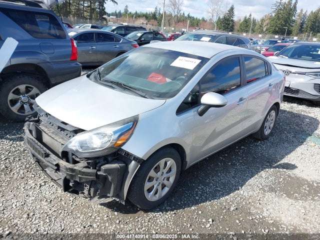 KIA RIO LX 2015 KNADM4A38F6460340 Image 2