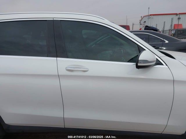 W1N0G8DB6LF802598 Mercedes-Benz GLC 300