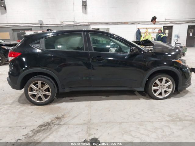 3CZRU6H32NM730973 Honda Hr-v Awd Lx
