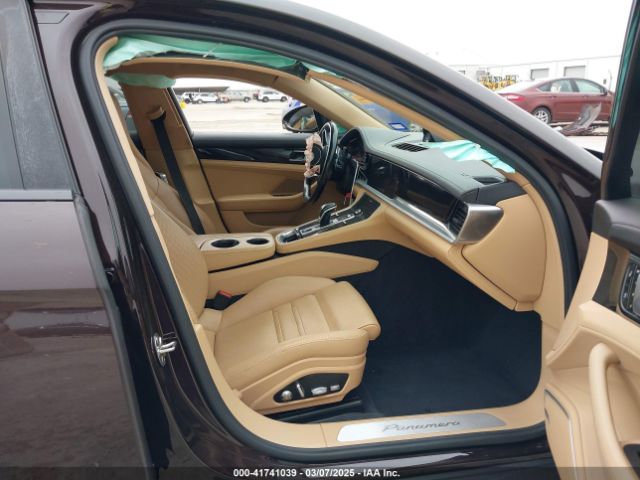 WP0AA2A76KL100288 Porsche PANAMERA 4