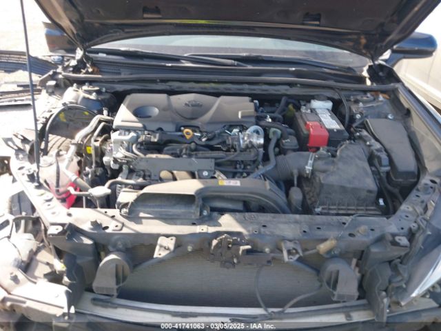 4T1C11AK7NU695976 Toyota CAMRY LE