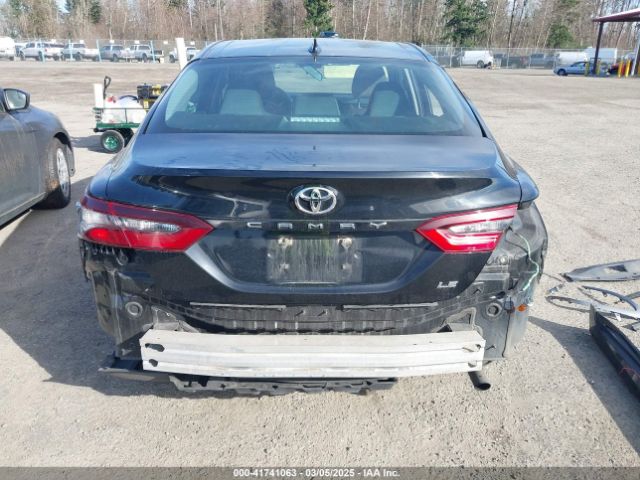 4T1C11AK7NU695976 Toyota CAMRY LE