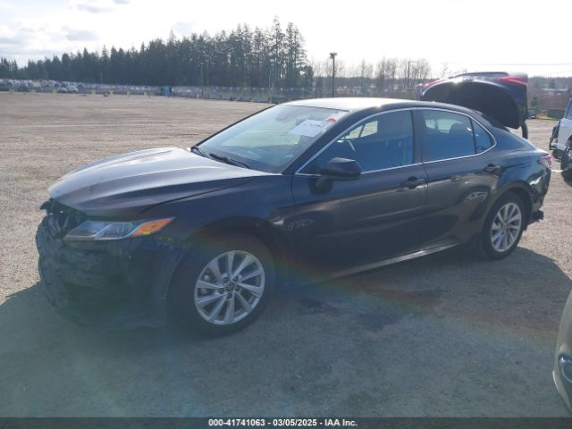 4T1C11AK7NU695976 Toyota CAMRY LE