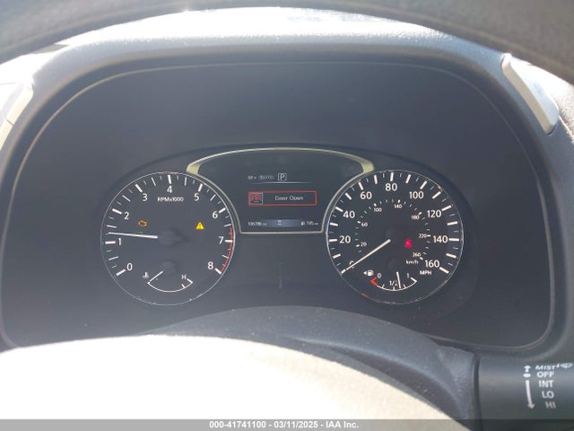 5N1DR2MM0JC664021 Nissan Pathfinder S