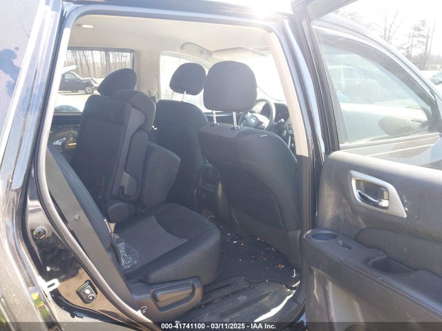 5N1DR2MM0JC664021 Nissan Pathfinder S