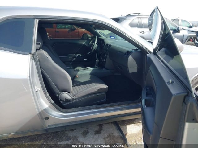 2C3CDYAG4EH101237 Dodge Challenger Sxt