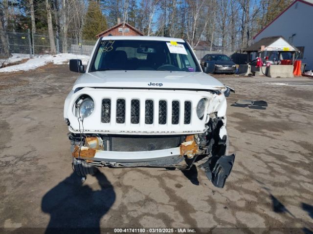 1C4NJRFB9GD595997 Jeep Patriot Latitude