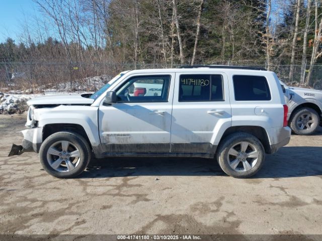 1C4NJRFB9GD595997 Jeep Patriot Latitude
