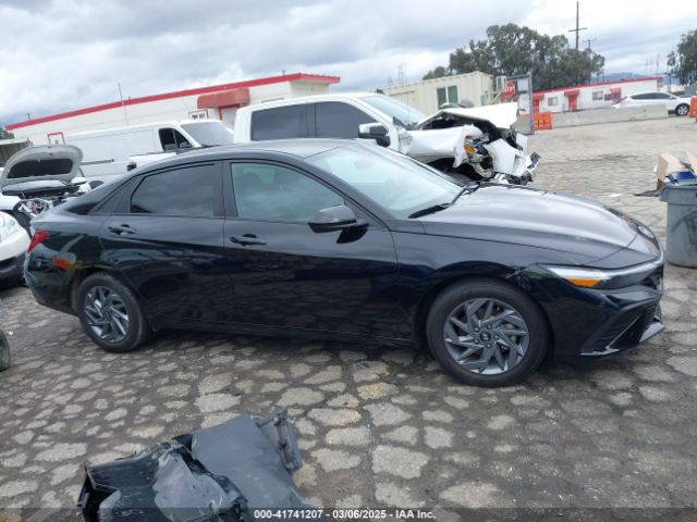 KMHLM4DG3RU657781 Hyundai ELANTRA SEL