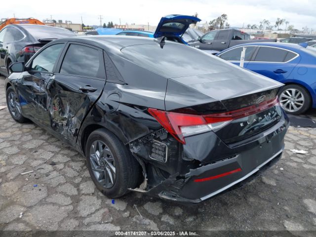 KMHLM4DG3RU657781 Hyundai ELANTRA SEL