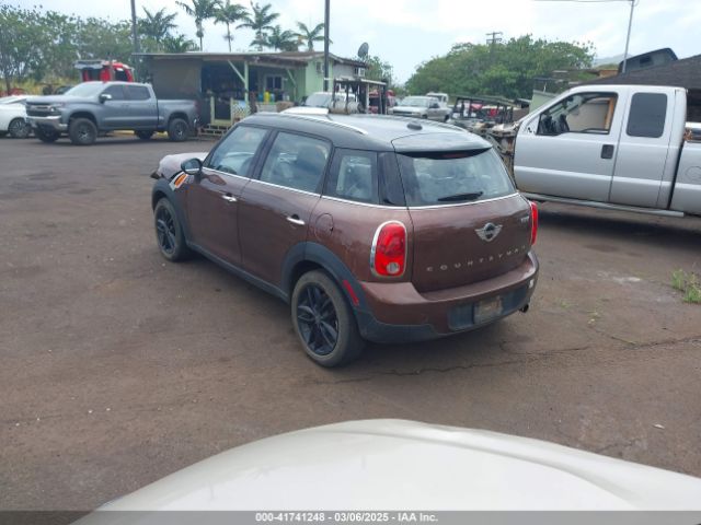 2014 MINI COUNTRYMAN WMWZB3C51EWR36737 Photo 2