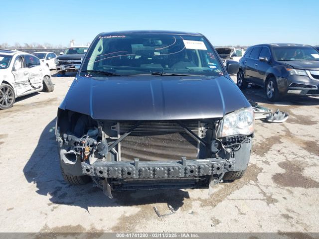 2C4RDGBG4JR161862 Dodge Grand Caravan Se