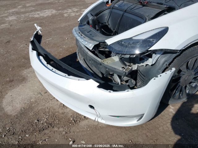 7SAYGDEF2NF372096 Tesla Model Y Performance Dual Motor All-wheel Drive