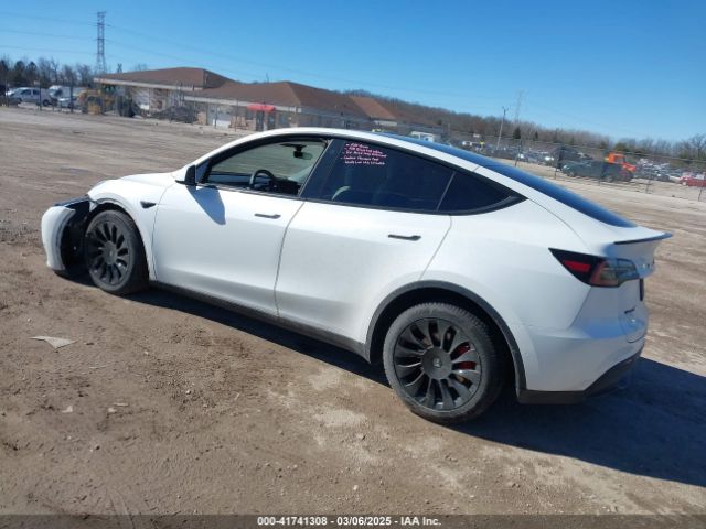 7SAYGDEF2NF372096 Tesla Model Y Performance Dual Motor All-wheel Drive