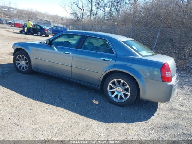 2006 CHRYSLER 300C 2C3KA63HX6H518989 Photo 2