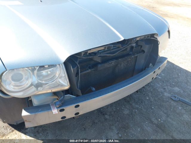 2006 CHRYSLER 300C 2C3KA63HX6H518989 Photo 5