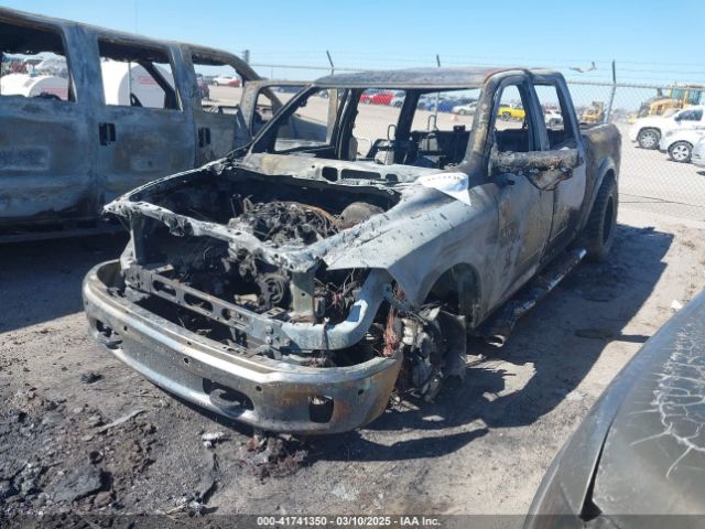 2016 RAM 1500 1C6RR7NM1GS325294 Photo 1