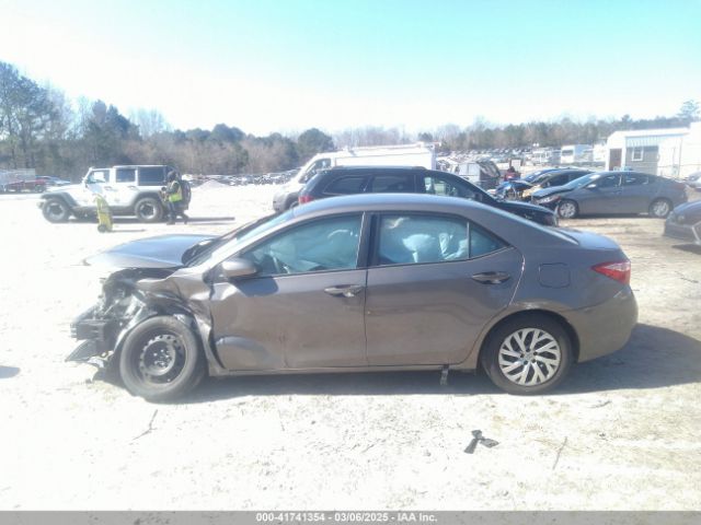 2T1BURHE6KC201881 Toyota COROLLA LE