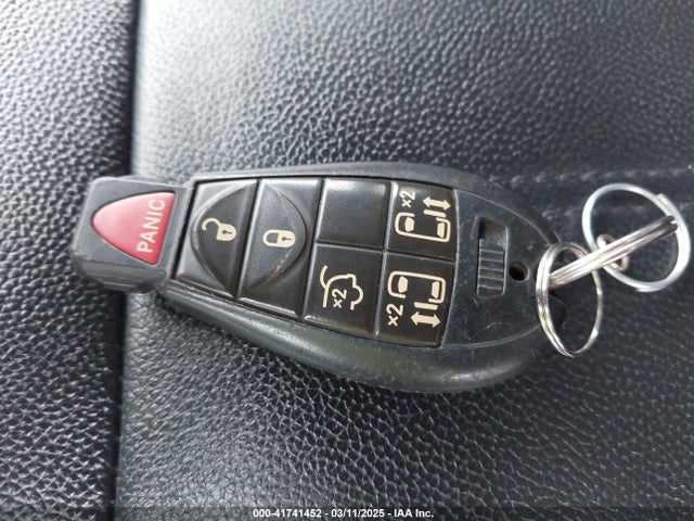 2C4RC1BG2ER448543 Chrysler 2014