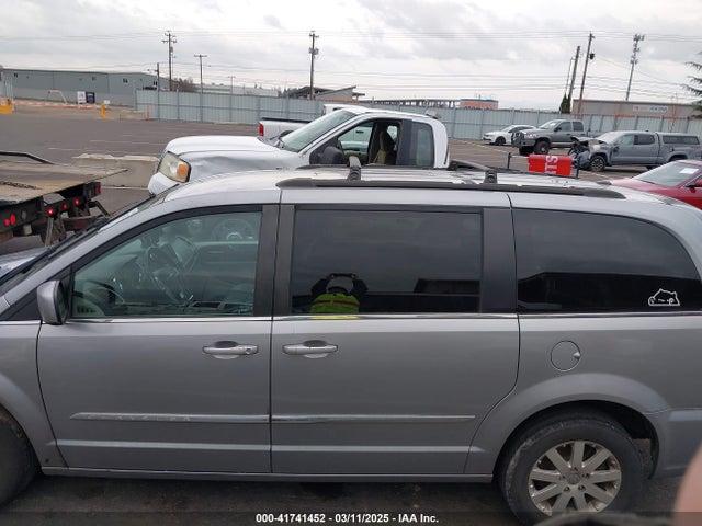 2C4RC1BG2ER448543 Chrysler 2014