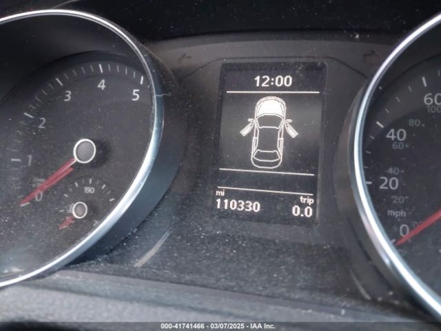 1VWAT7A34HC006548 Volkswagen Passat 1.8t S