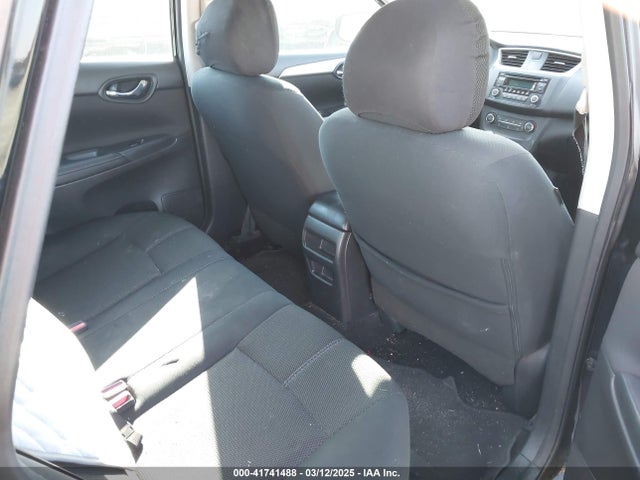 3N1AB7AP0HY300256 Nissan SENTRA S