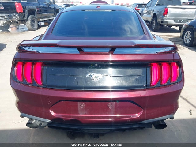 Ford 2.3l 4v premium fuel 2018 1FA6P8TH3J5132136 Image 17