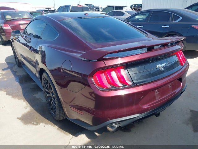 Ford 2.3l 4v premium fuel 2018 1FA6P8TH3J5132136 Image 3