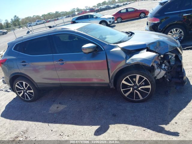 JN1BJ1CR0JW283460 Nissan Rogue Sport Sl